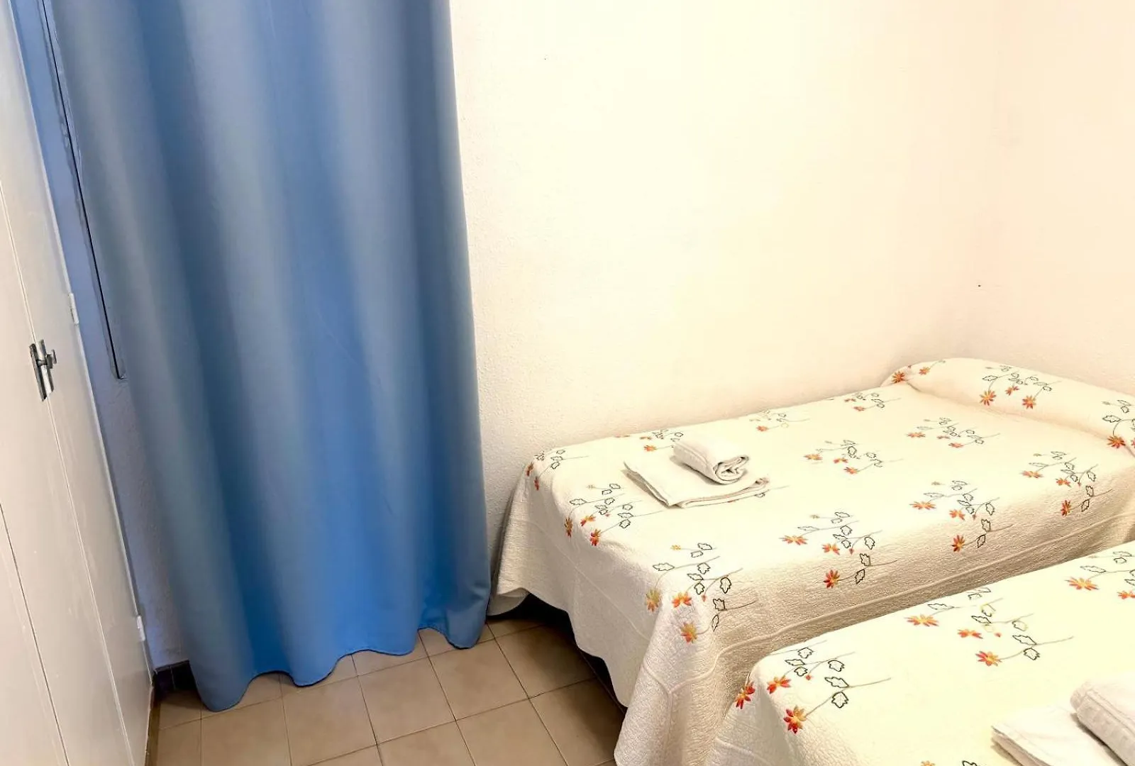 Apartamentos Santa Rosa Palmyra Salou Apartment